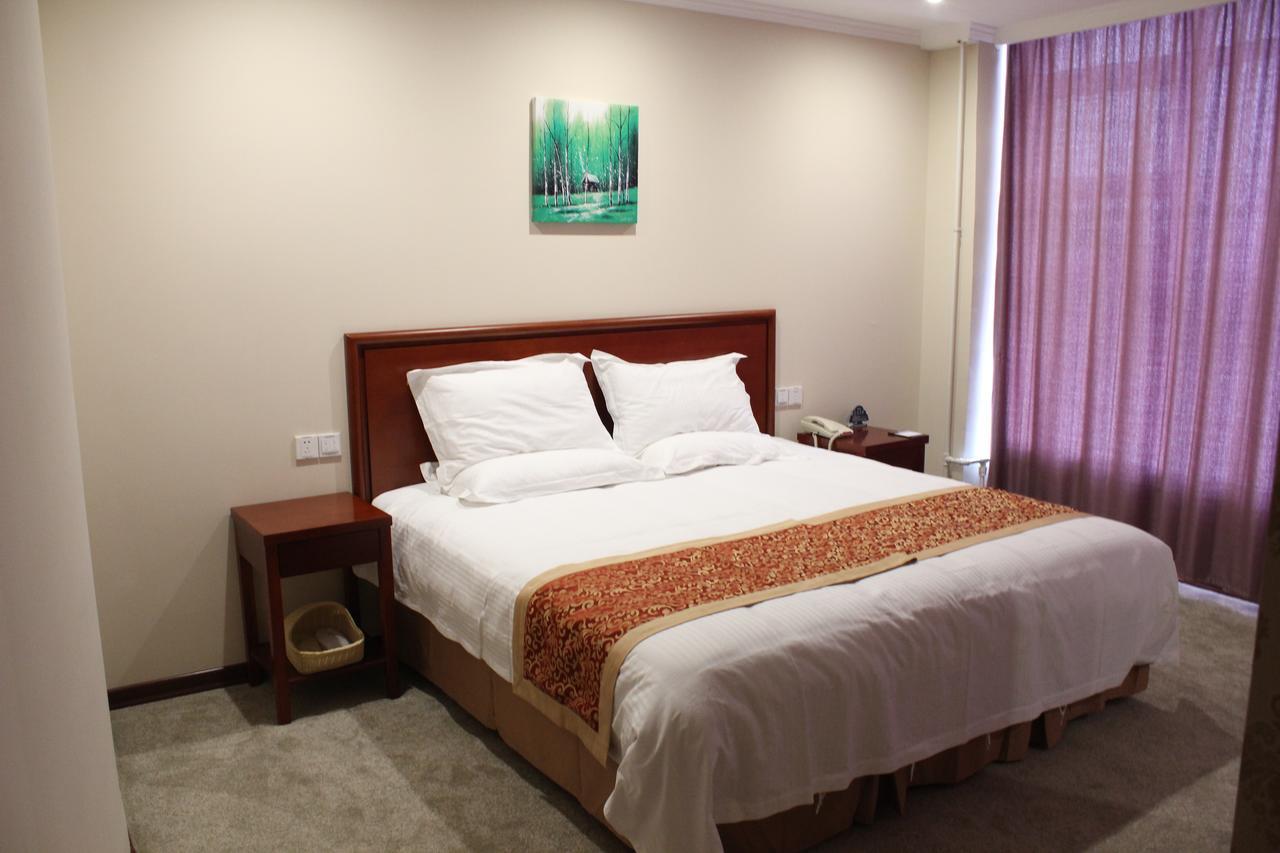 Greentree Inn Shanghai Songjiang University City New Songjiang Road Express Hotel Exterior photo