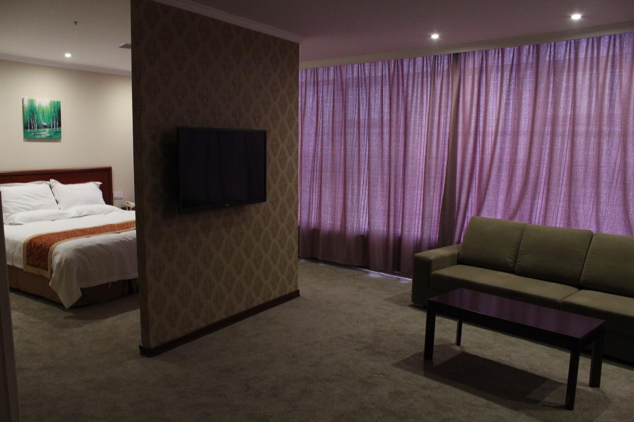 Greentree Inn Shanghai Songjiang University City New Songjiang Road Express Hotel Exterior photo