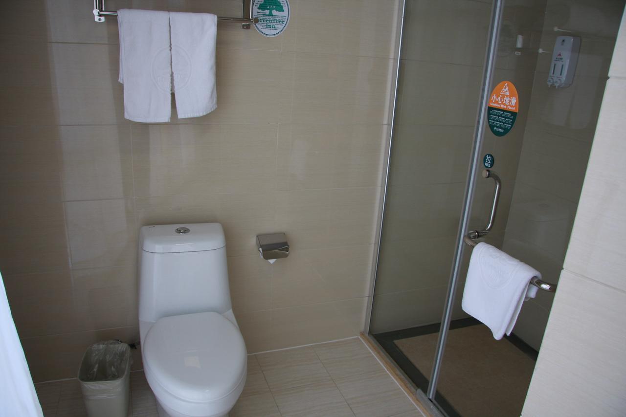 Greentree Inn Shanghai Songjiang University City New Songjiang Road Express Hotel Exterior photo